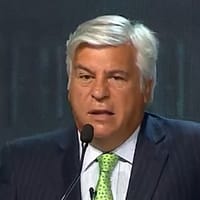 Fernando Olivera propone elevar el presupuesto educativo al ocho por ciento del PBI nacional