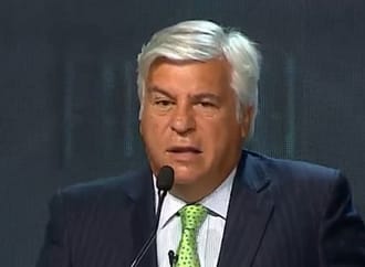 Fernando Olivera propone elevar el presupuesto educativo al ocho por ciento del PBI nacional